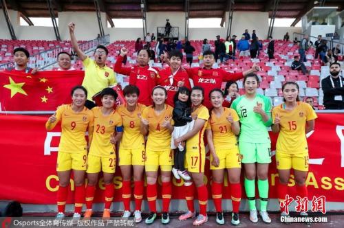 球迷期待中国女足重塑辉煌。 图片来源：Osports全体育图片社